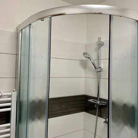 Hotel - - S Vinnym Sklepem Venuse Mikulov